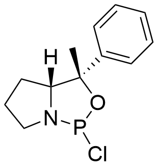 1H,3H-吡咯并[1,2-c][1,3,2]恶唑磷，1-氯四氢-3-甲基-3-苯基-，(3S,3aR)- (ACI)