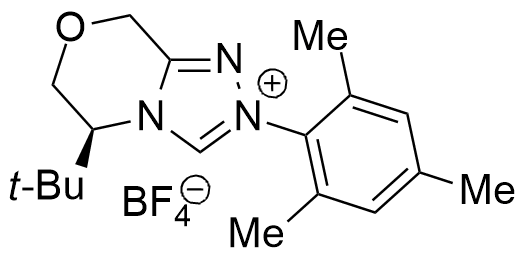 (5S)​-5-​(1,​1-二甲基乙基)​-​5,​6-​二氢-​2-​(2,​4,​6-​三甲基苯基)​-8H-​1,​2,​4-三唑[3,​4-c]​[1,​4]​嗪鎓盐  四氟硼酸